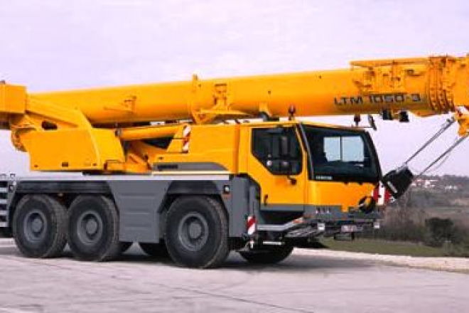 Кран за 50 с поднимает. Liebherr LTM 1050-3.1. Liebherr LTM 1160-5.1. Кран Либхер 50 тонн. Автокран Liebherr LTM 1050.